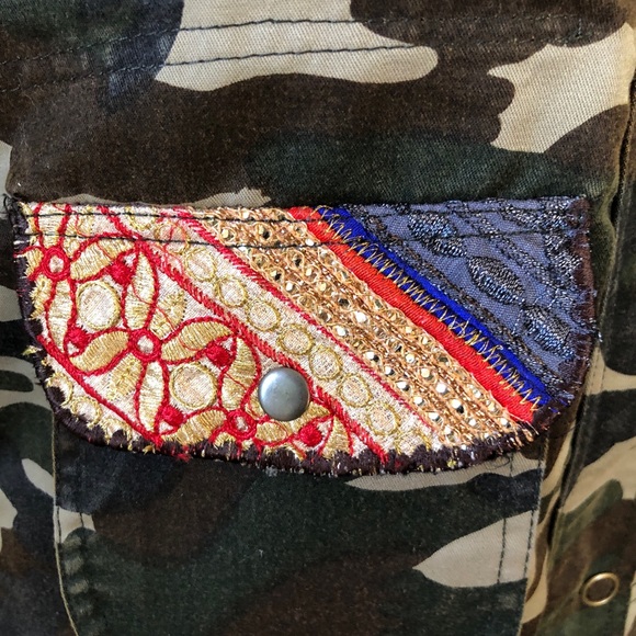 🎉HP🎉Beautiful Stories Embellished Camo Jacket, Sz XS - Picture 10 of 14